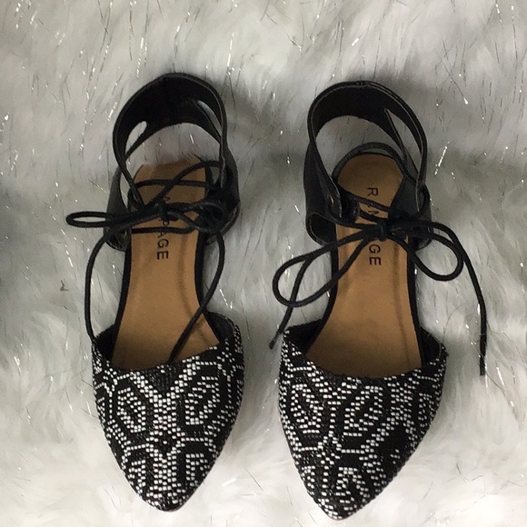 Rampage Black & White Ankle Lace Up Flat - Picture 1 of 6